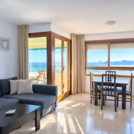 Apartmán Amplio Con Terraza Y Vistas Al Mar