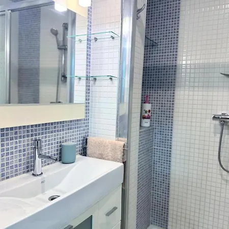 Apartmán Amplio Con Terraza Y Vistas Al Mar