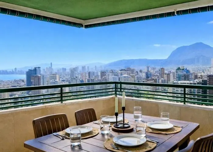 Amplio Con Terraza Y Vistas Al Mar *